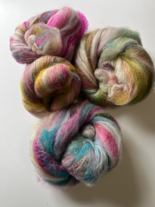 Art Batt : Soft Rainbow Merino Cormo/Romney Lamb